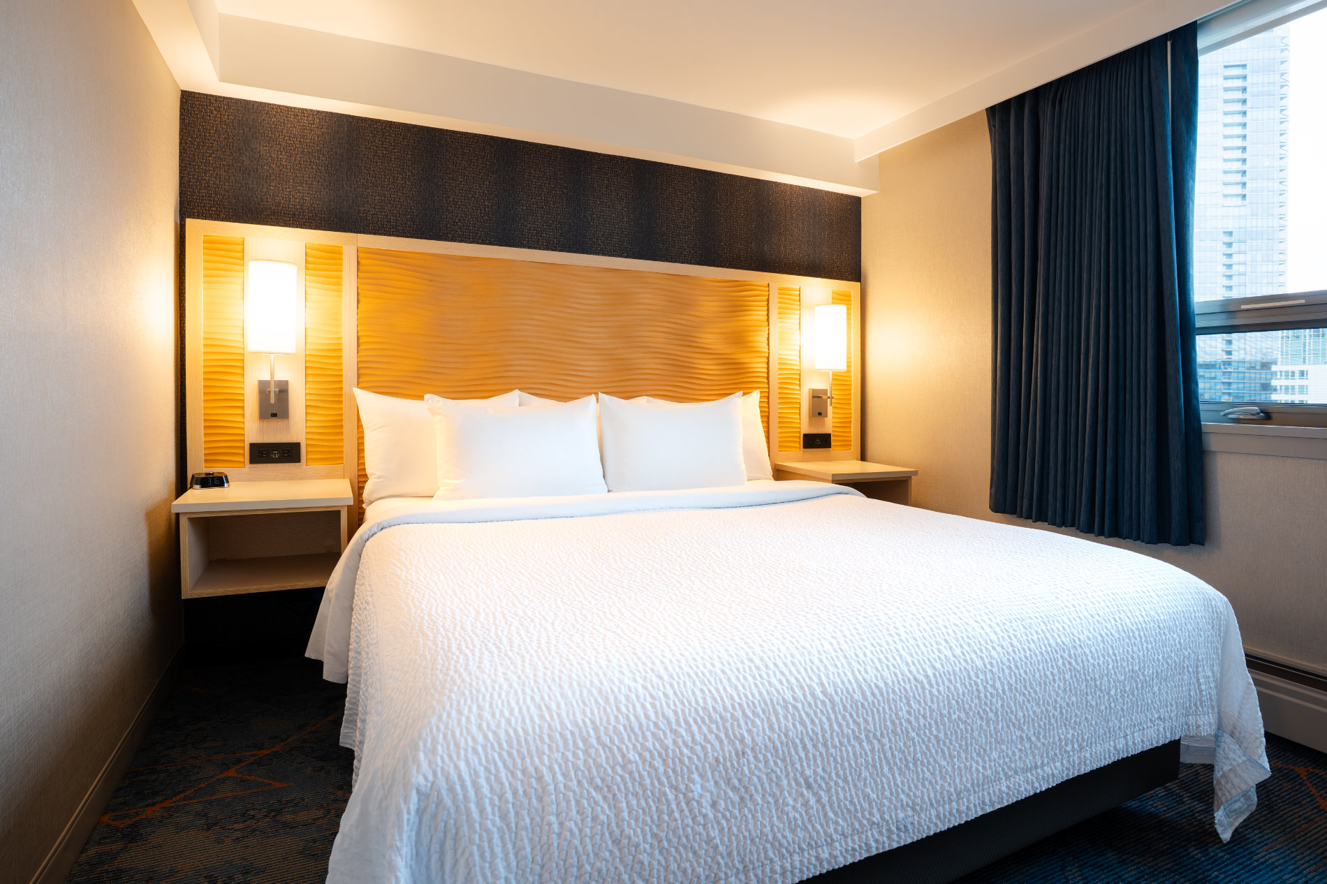 Private Bedroom Suite - bed