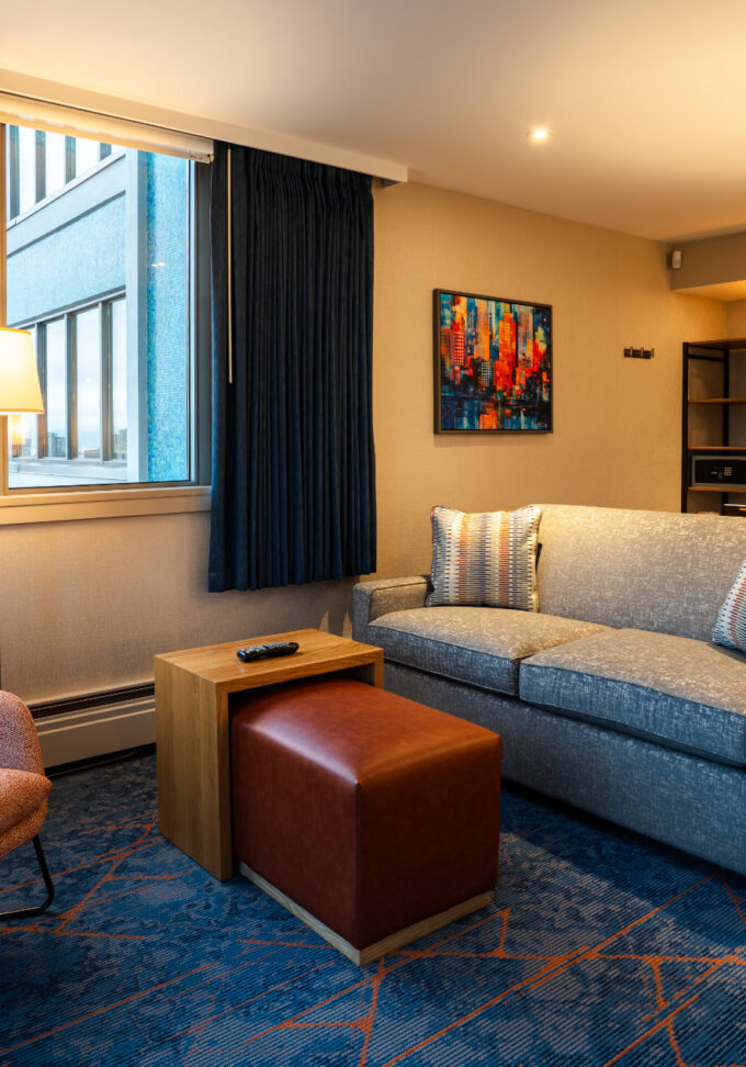 Standard King Plus - sitting area