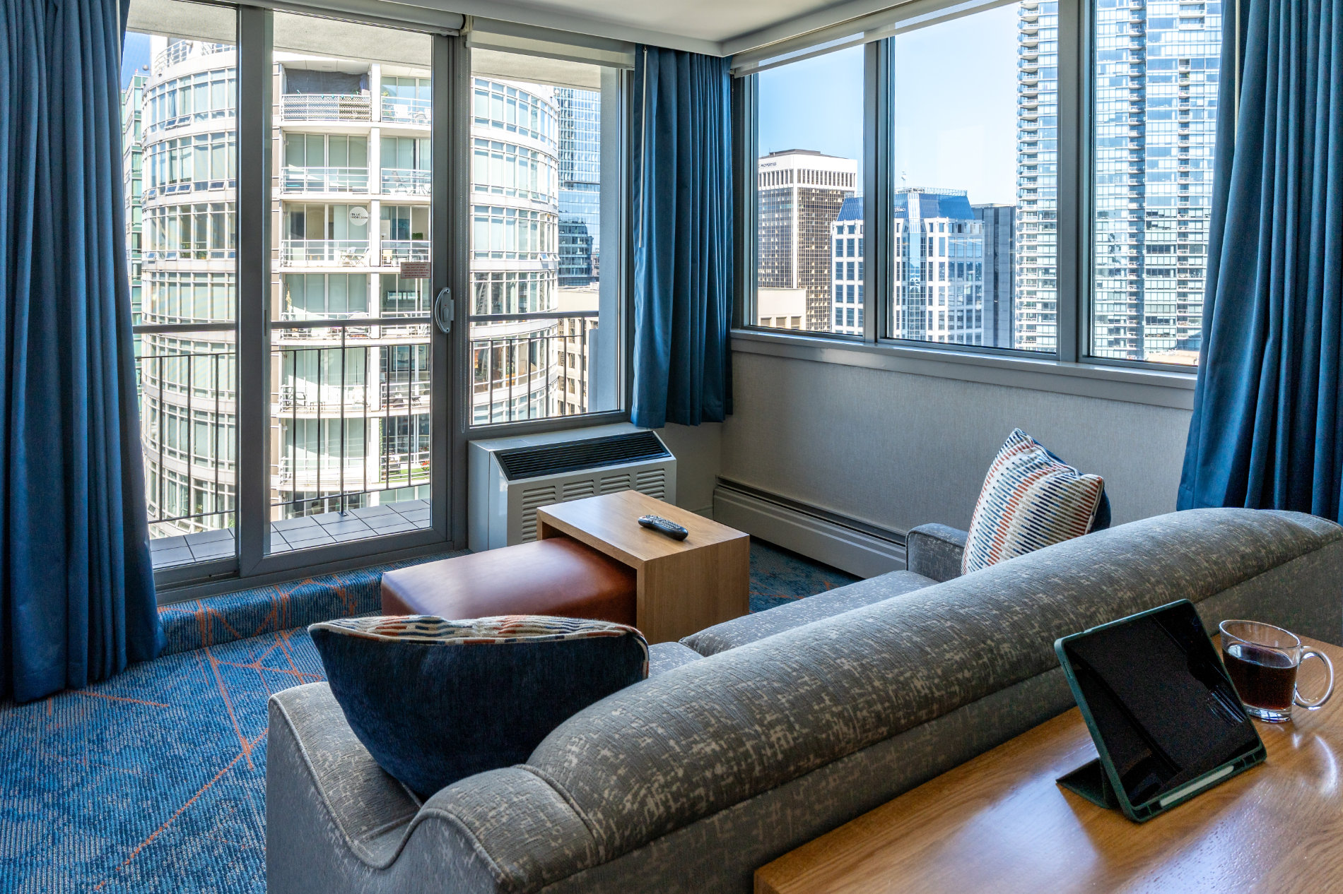Superior King - view of sitting area